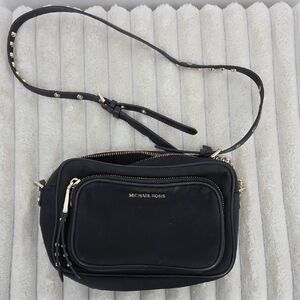 Michael Kors Elegant Black Crossbody Bag